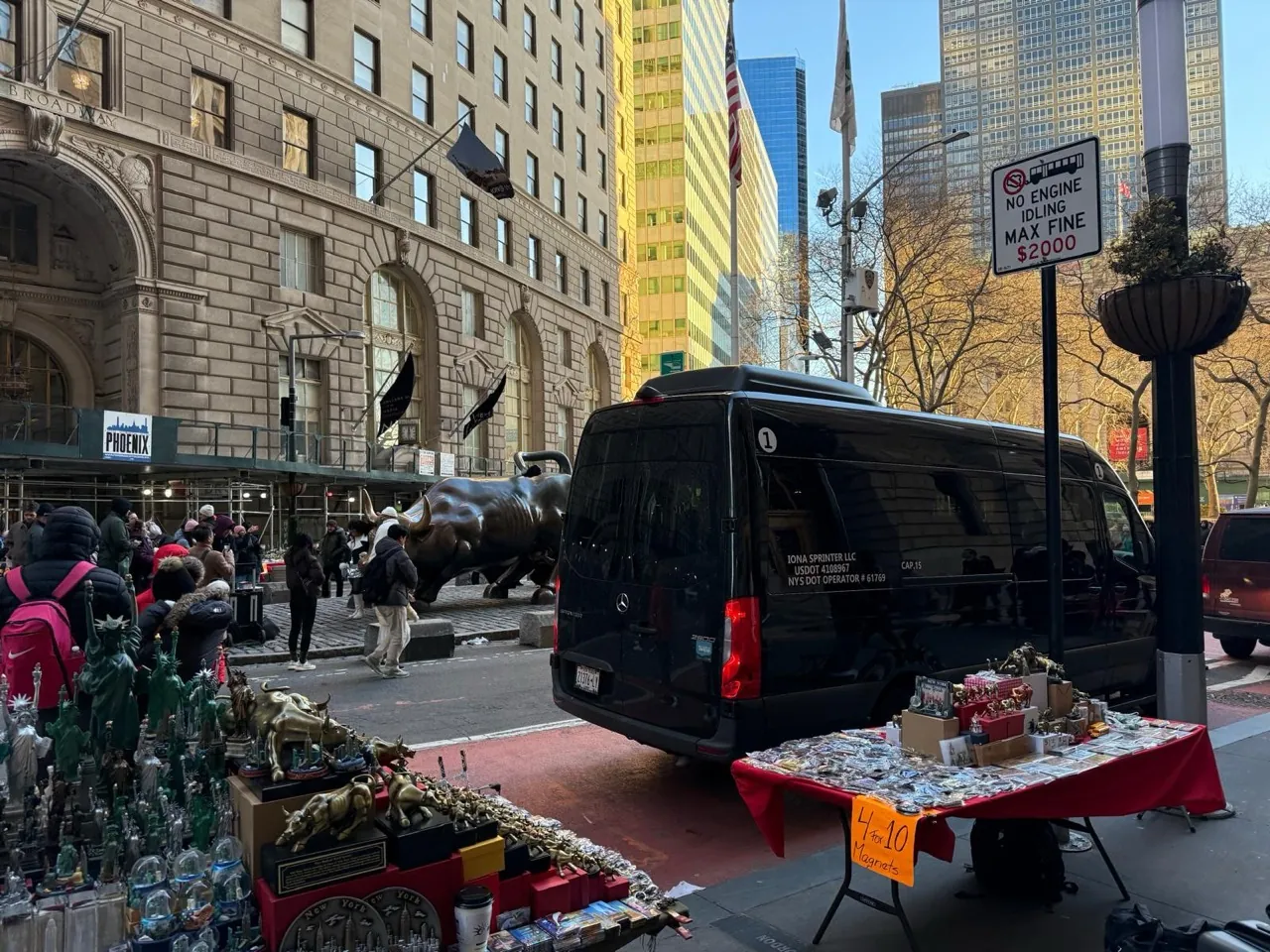 Luxury Limos for a Grand Entrance